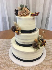 winter wedding cake